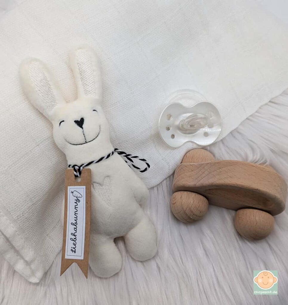 Stoffhase weiß mit Herz