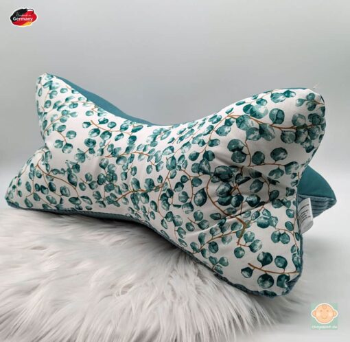 Lesekissen in Knochenform mit Eukalyptus-Druck